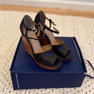 Splendid Black and Brown Wedge Sandals